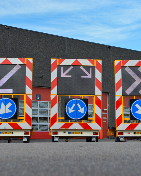 Tekstkarren vooraanzicht Tekstkarren vooraanzicht