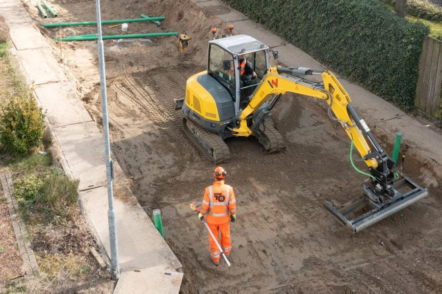 Grondwerker kraan Bloemenkamp