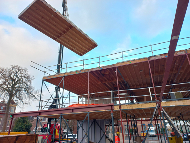 UMCG demontage gebouw T4 vloerplaten