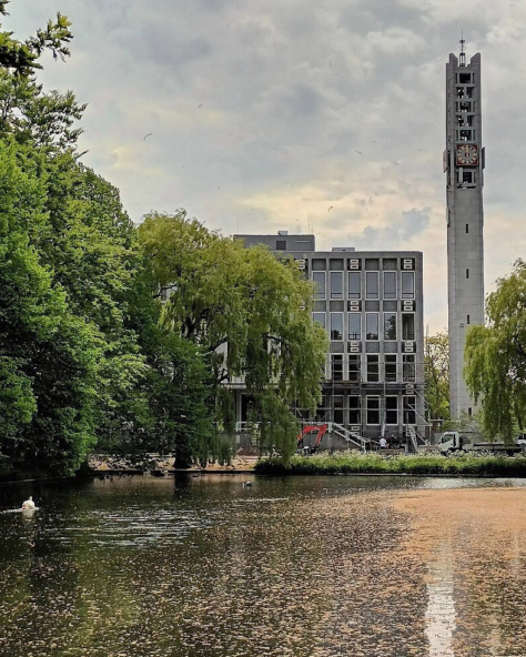 Huis van de stad vijver Huis van de stad vijver