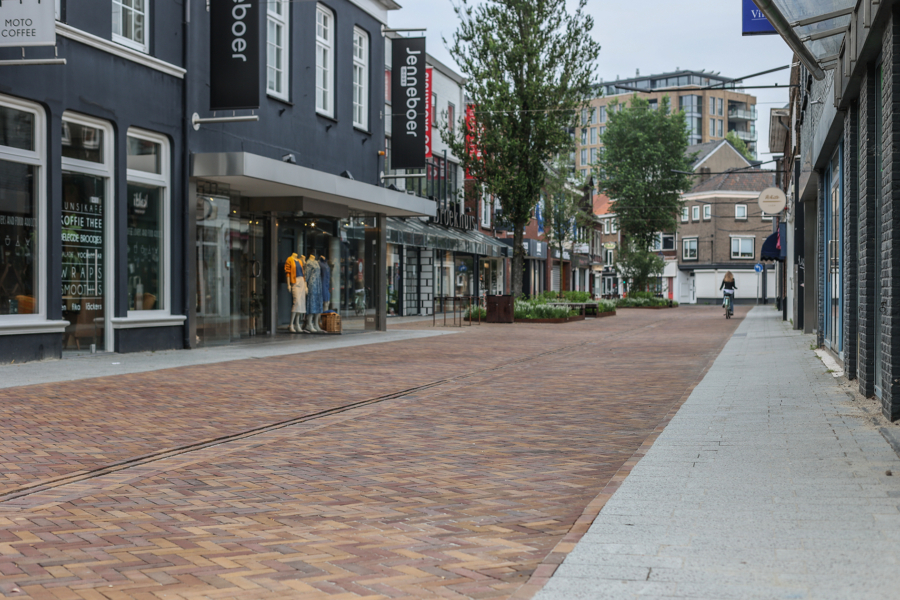 Omliggende straten Wetplein