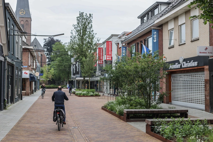 Straat naast Wetplein