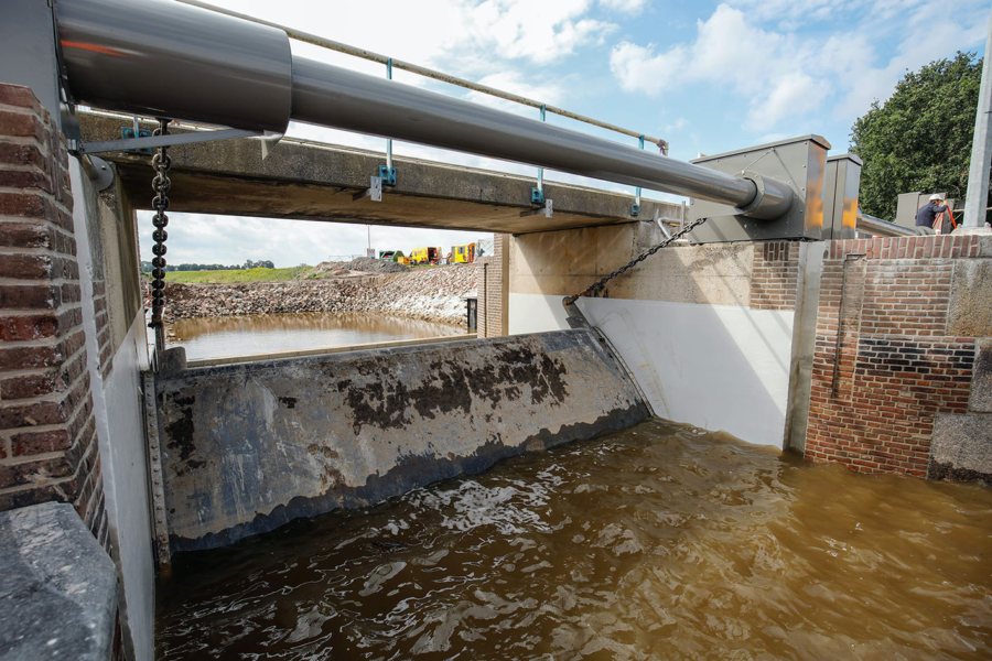 Drentse Stuw detail stuw Drentse Stuw detail stuw