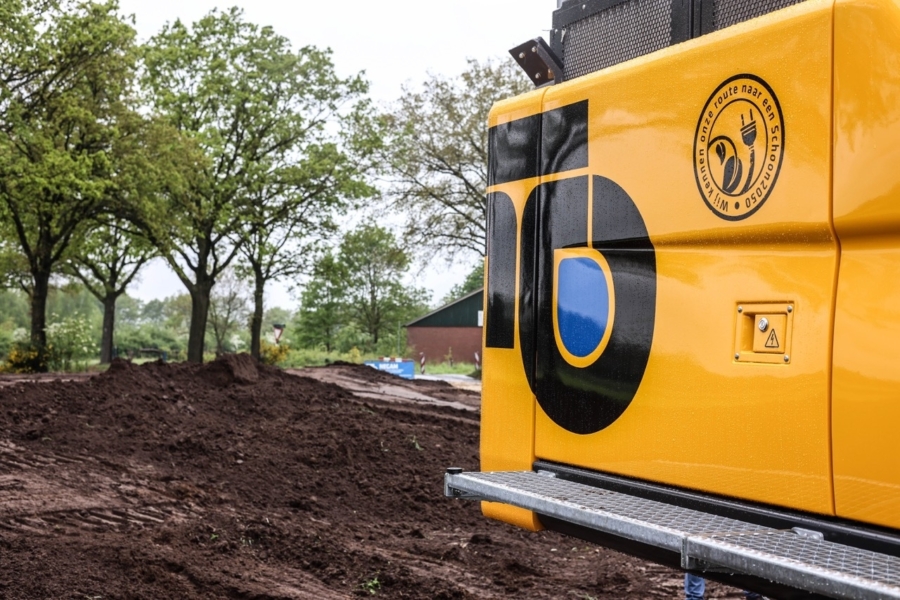 Develon DX355 Electric 3
