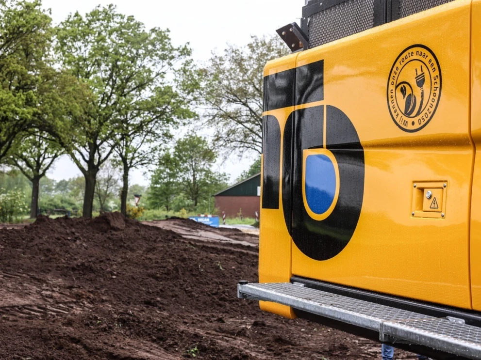 Develon DX355 Electric 3