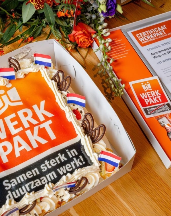 Werkpakt taart en certficaat