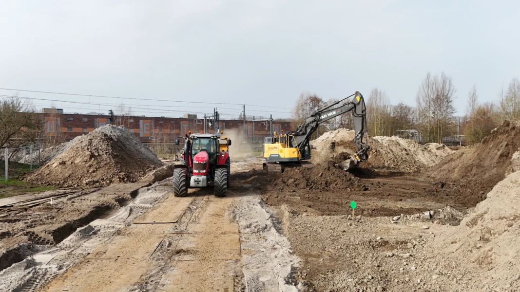 Tussen de rails 6